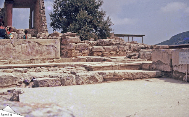 ミノア文明・クノッソス宮殿遺跡・南入口 South Gate, Knossos Palace／©legend ej