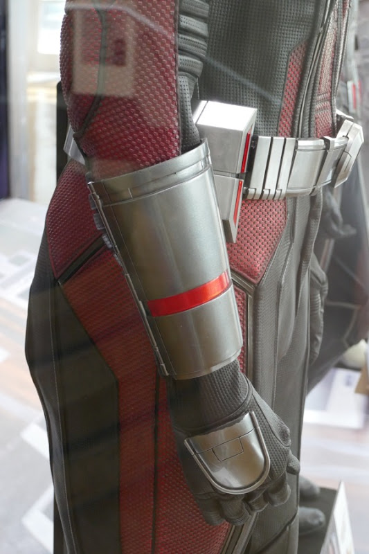 Ant-Man 2018 costume gauntlet