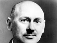 Robert H. Goddard - Penemu Roket Berbahan Bakar Cair