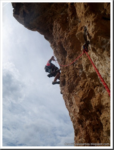 Via Costa Blanca 250m 6c  (6b A0 Oblig) (Peon de Ifach, Alicante) (Isra) 2474