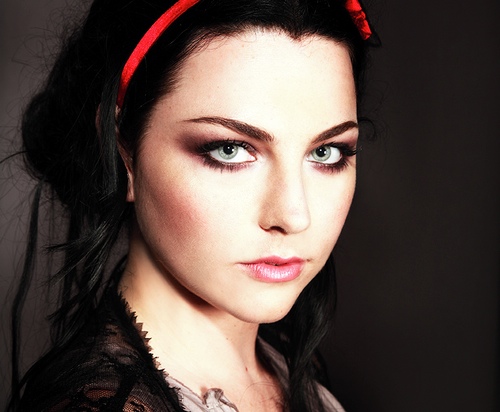 Amy Lee Evanescence E ainda tem gente que diz que rock n o bom neh kkkk 