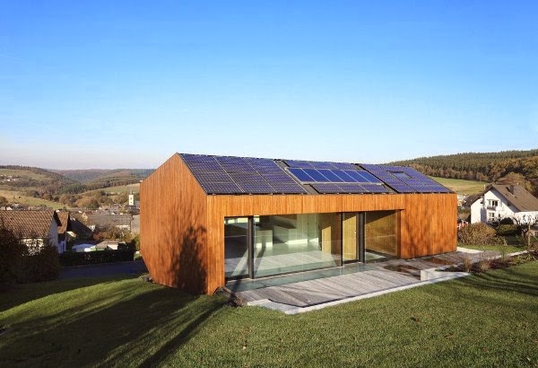 Bavarian Landscape Eco friendly House  With Unusual Shape 