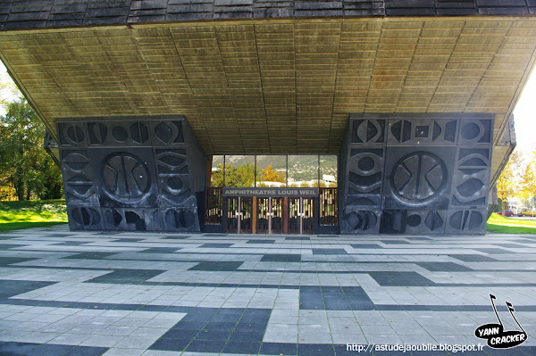 astudejaoublie Saint-Martin d'Hères - Campus Grenoble  Amphithéâtre Louis Weil  Architecte - Olivier-Clement Cacoub  Construction - 1965-1969  Sculpture facade extrieur - Edgard Pillet