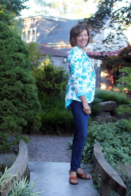 Mood Fabrics' floral pique jacket using Mimi G's Simplicity pattern 1167 - side view