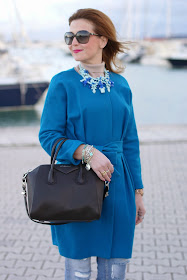 Givenchy Antigona bag, Zara blue statement necklace, Sapphire blue coat, Fashion and Cookies, fashion blogger
