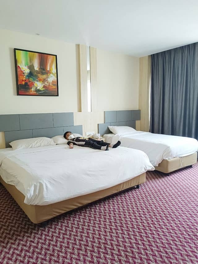 Metro Hotel Bukit Bintag Review