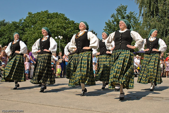 XI Piena Maizes un medus svētki Jelgava 2011