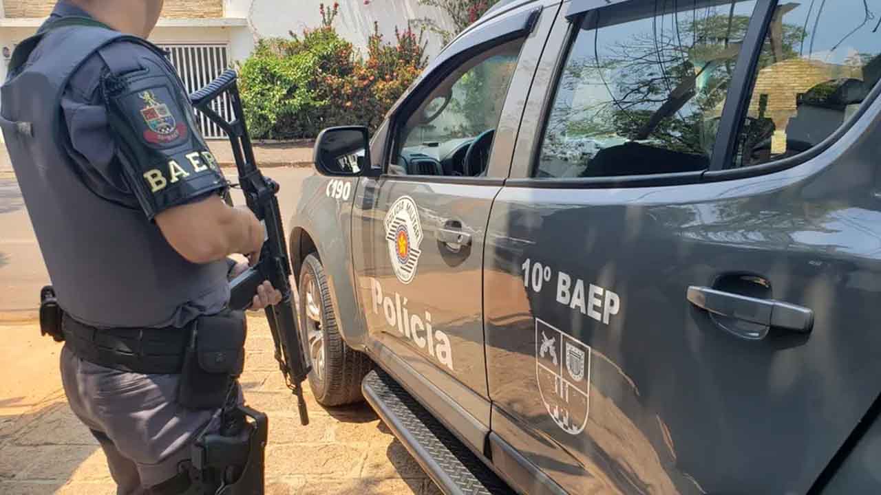Operação policial em Rio Claro: Prisão de 5 suspeitos de facção criminosa
