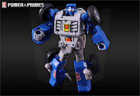 PP-06 Beach Comber dalla TakaraTomy per la serie Transformers Power of the Primes