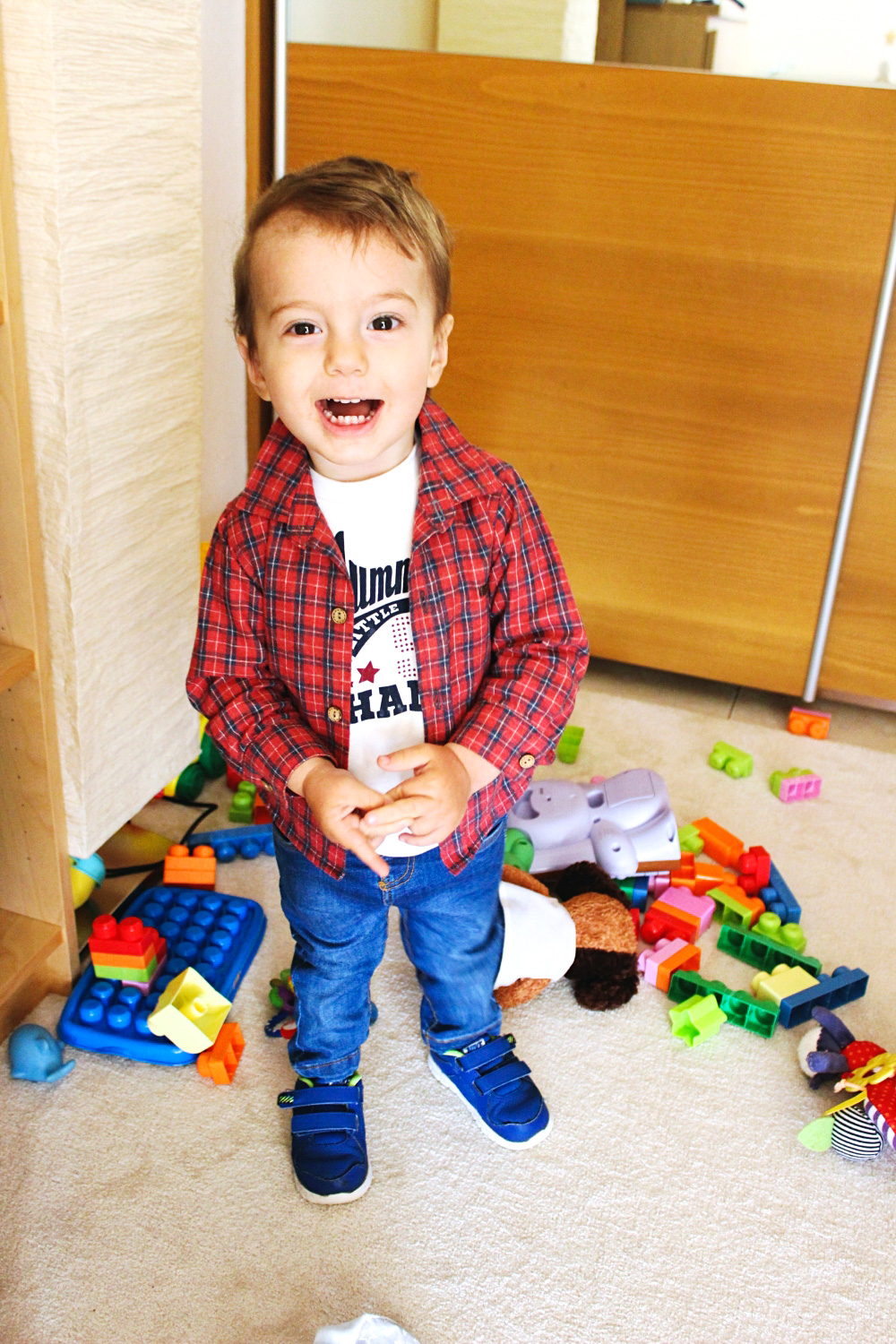 baby boy style, baby boy plaid shirt and jeans outfit