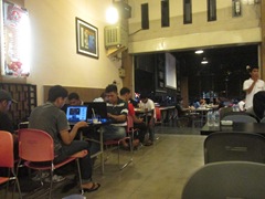 nyantai di Ring Road Cafe Aceh