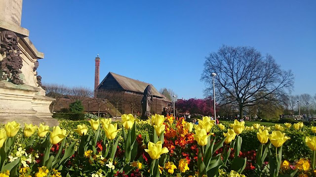 Britain in bloom spring flowers in Shakespeare's Stratford-upon-Avon