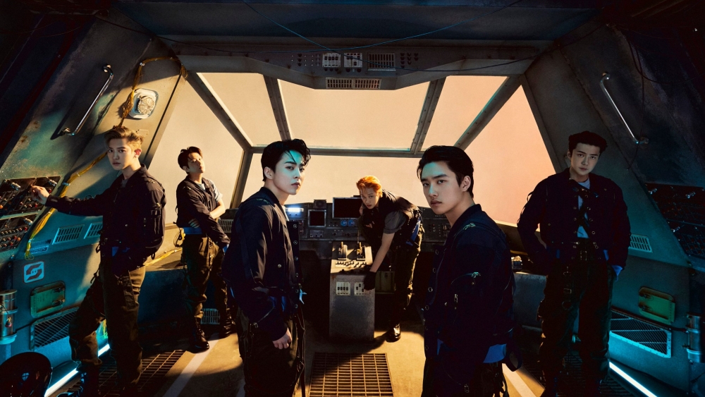 EXO's 'DON'T FIGHT THE FEELING' Sales Reach 1 Million Copies, Congratulations!