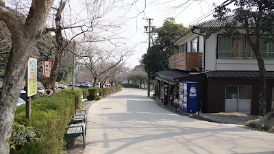 交通安全協会の駐車場