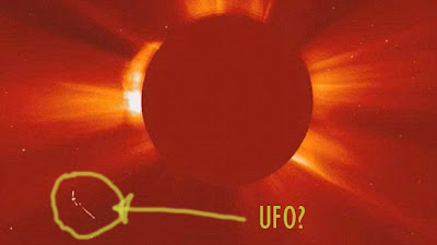 foto ufo sekitar matahari