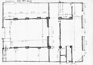 Croquis a mano de un levantamiento arquitectónico