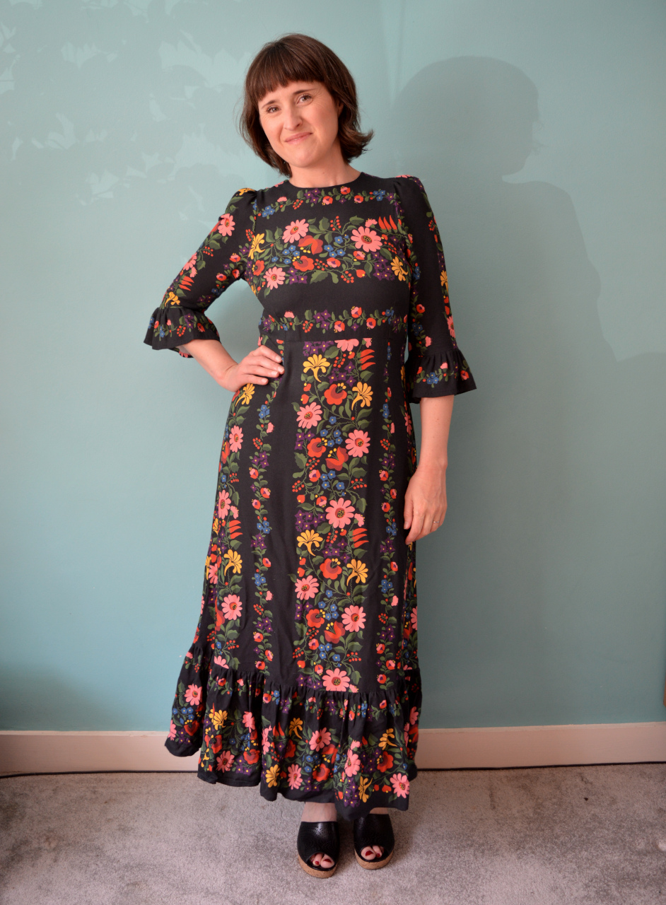 So, Zo': Fabric Godmother's Peony Dress Pattern