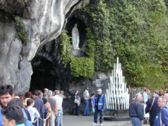 France's mostvisited city after Paris Lourdes has somehow accommodate the