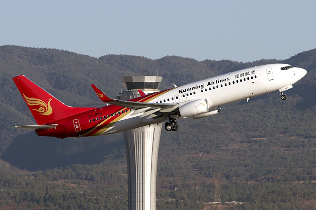 Kunming Airlines Boeing 737-800 Climbing Phase