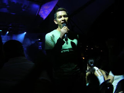 Gary Valenciano at Eastwood City