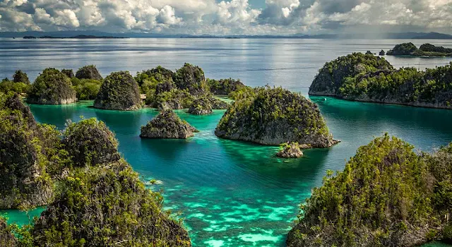 10 Lokasi Wisata Populer 2023 di Indonesia