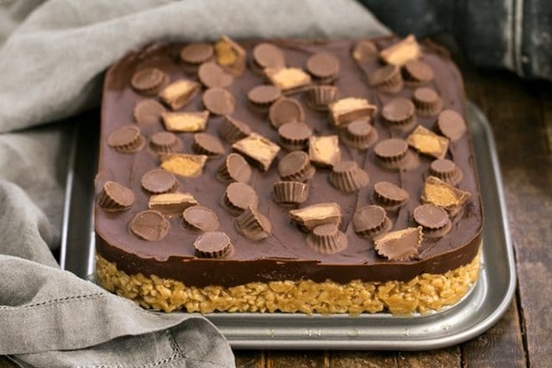 Classic-Peanut-Butter-Rice-Krispie-Treats-660x440