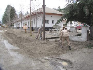 La acumulación del material volcánico afectó el centro de la ciudad y también la zona rural de Villa La Angostura.