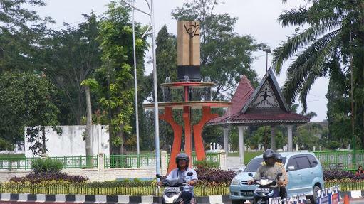 Akan Dibangun Setinggi 24 Meter, Tugu Raja Sangnauluh di depan Ramayana, Tapi ....