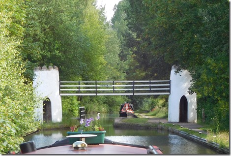 2 drayton footbridge