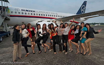 Pramugari Sexy Pesawat Sukhoi6