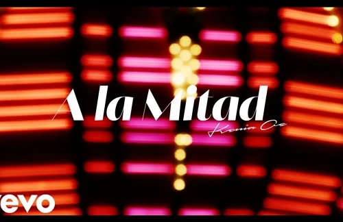 A La Mitad | Kenia Os Lyrics