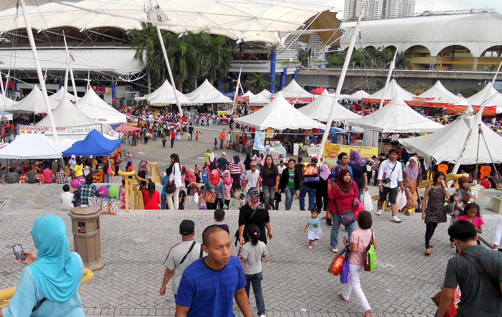 Menarik ke? - Karnival Jom Heboh, Bukit Jalil - Relaks Minda