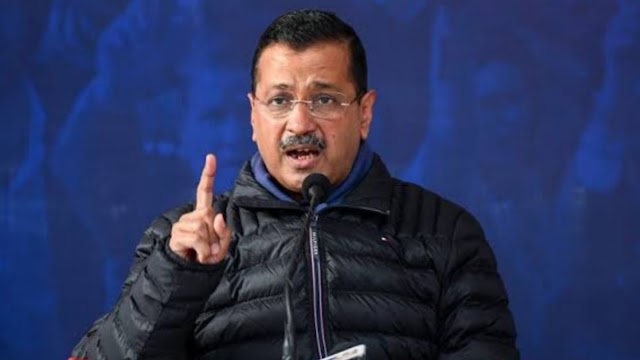 दिल्ली चुनाव में आर-पार: परवेश वर्मा पर 'पैसे बांटने' का आरोप, केजरीवाल बोले- 'महिलाएं उनके घर जाकर पैसे ले आएं'