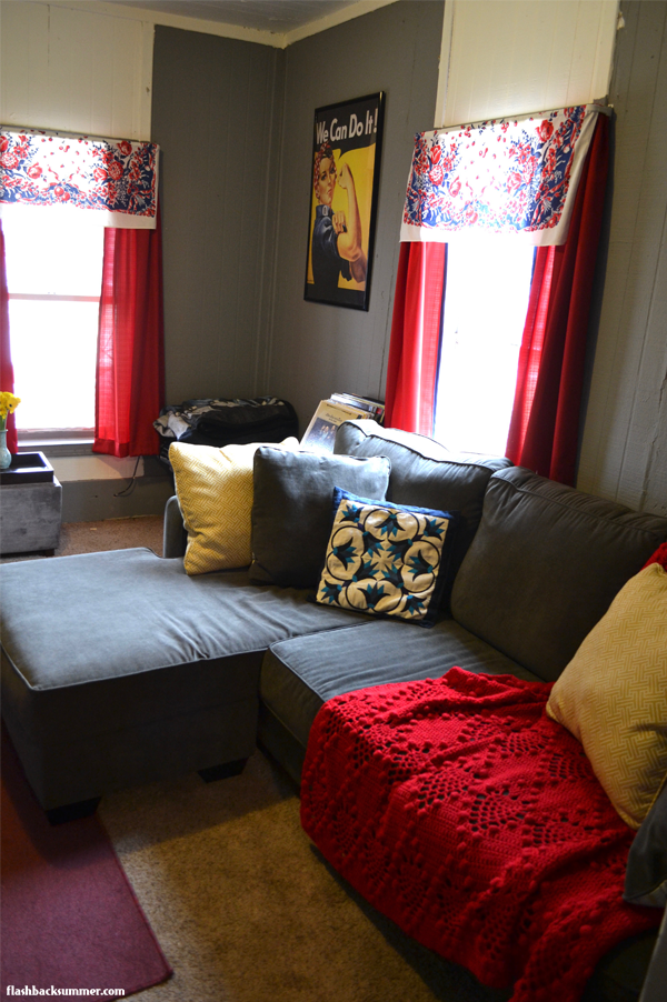 Flashback Summer: Our Living Room - vintage home decor