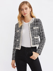 http://it.shein.com/Contrast-Trim-Chain-Detail-Tweed-Blazer-p-387017-cat-1739.html?utm_source=unconventionalsecrets.blogspot.it&utm_medium=blogger&url_from=unconventionalsecrets