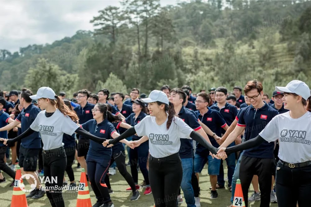 Nhân viên Yan Teambuilding 2