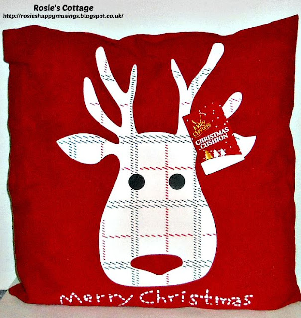 Reindeer cushion