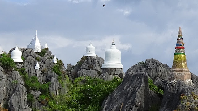 Wat Chaloem Phra Kiat Phrachomklao Rachanusorn