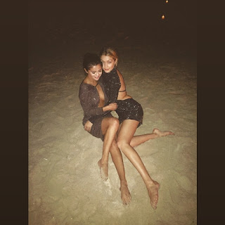 sele gomez with girlfriend