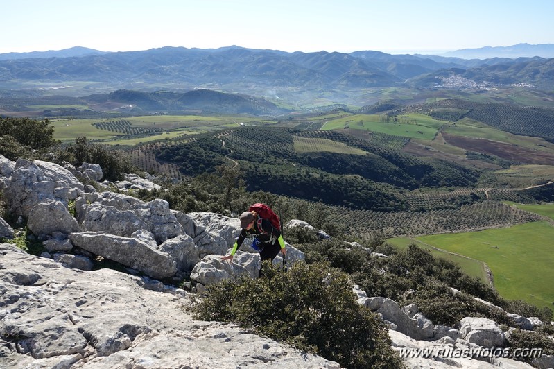 Crestería de la Peña Negra (Sierra del Co)