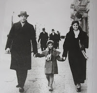 ינינה והוריה 1936