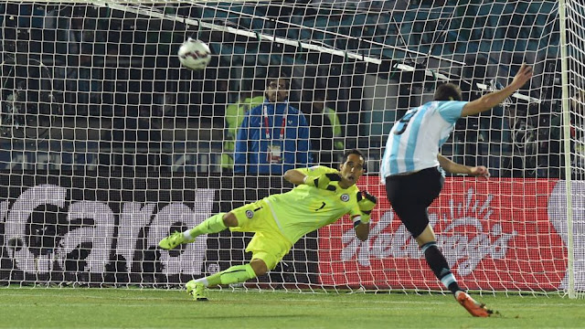 Gonzalo Higuain missed penalty