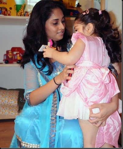anoushka-ajith-kumar-shalini-latest-photos-04