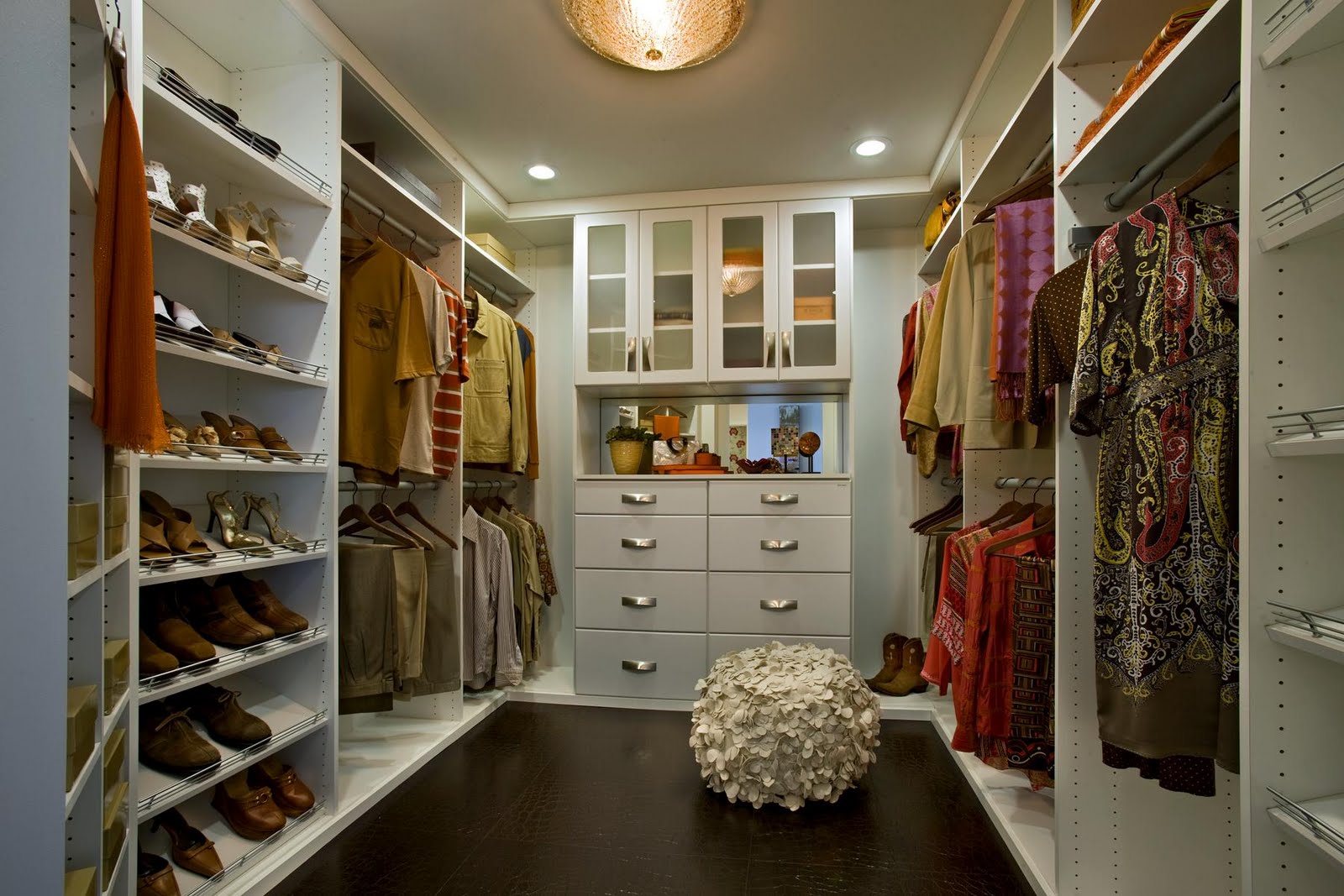 17 Elegant And Trendy Bedroom  Closet Desingns Home 