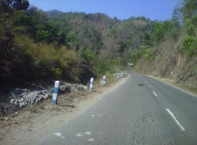 +Foto keindahan pemandangan alam pegunungan dari Ponorogo menuju Pacitan