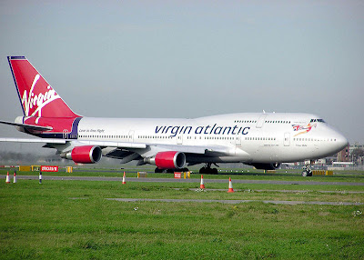 Boeing B747-400 Apache 003