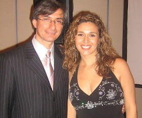 Federico Salazar junto a su esposa Katia Condos