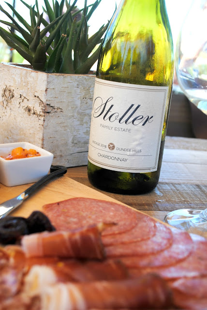 We love this bridal shower idea on Fizzy Party- Charcuterie and wine at a vineyard