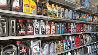Baru Tahu, Inilah Jenis-jenis Oli Mobil Palsu yang Wajib Diketahui