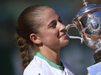 Mengejutkan Jelena Ostapenko Juara Turnamen Prancis Terbuka (Roland Garros) 2017